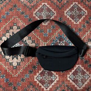 Netflix Neoprene Fanny Bag Pack Black Crew Gift Red Lining Adjustable